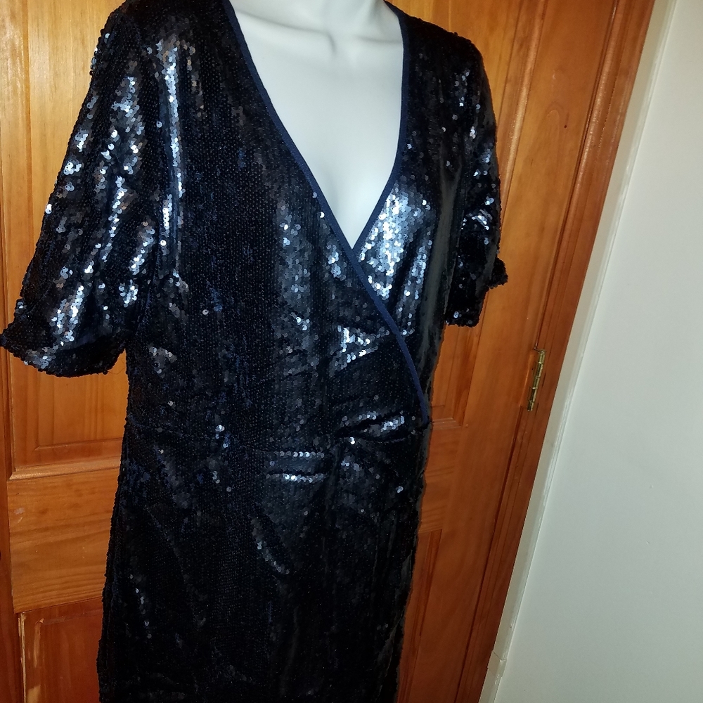 NEW Plus-size Sequin Wrap Dress